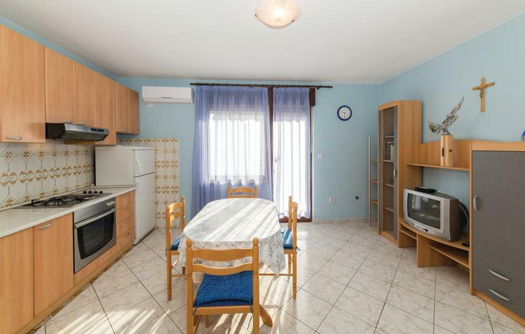 Apartments Aurora Каштела Екстер'єр фото